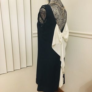 Chloe back bow dress size S